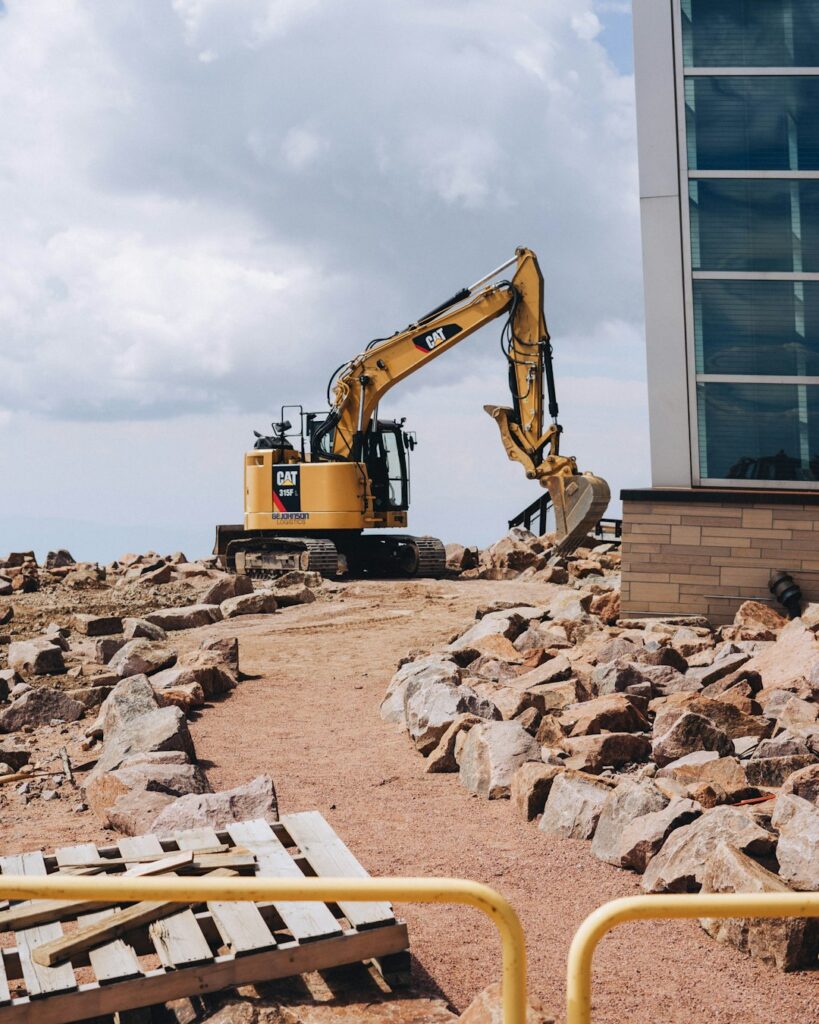 Commercial Construction Debris Removal in Markham: What Contractors Should Know